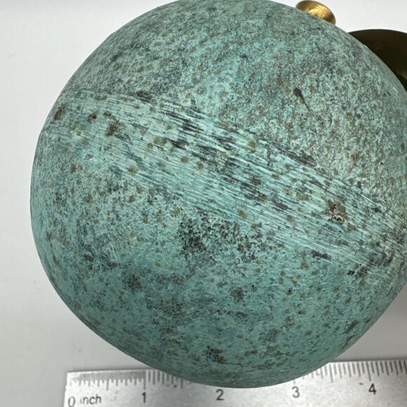 Vintage Brass Metal Apple Fruit Heavy Patina Paperweight MCM Figurine - Picture 6 of 9